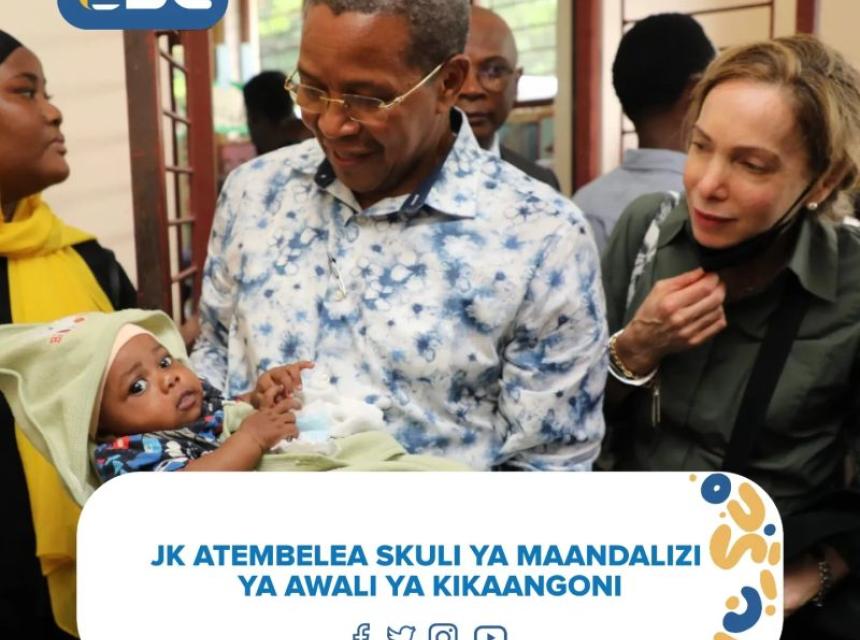 Dkt. Jakaya Mrisho Kikwete wametembelea skuli ya Maandalizi ya Awali ya Kikaangoni Wilaya ya Maagharibi