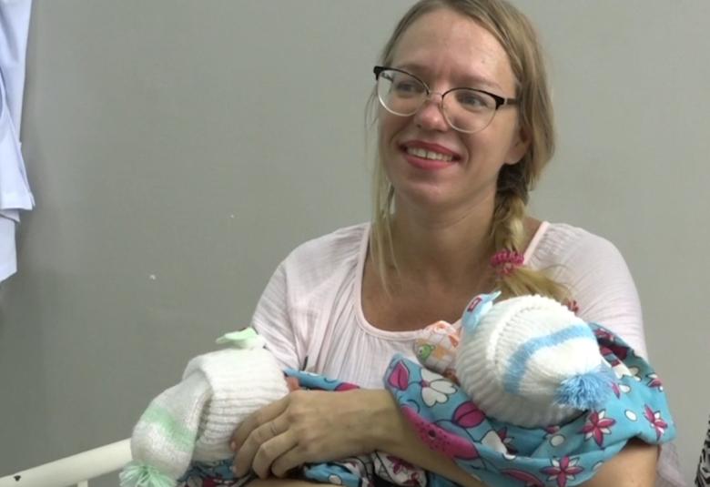 RAIA WA KIGENI AJIFUNGUA KITOGANI